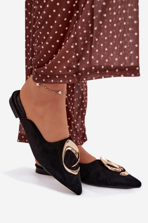 Módne čierne „Mule“ šľapky s ozdobnými zlatými detailmi Galvella