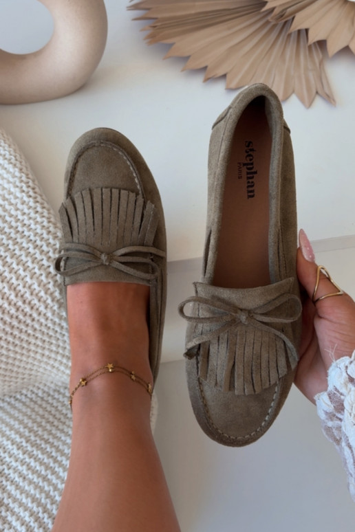 Módne dámske mokasíny s třásňami v zelenej farbe Janelisse