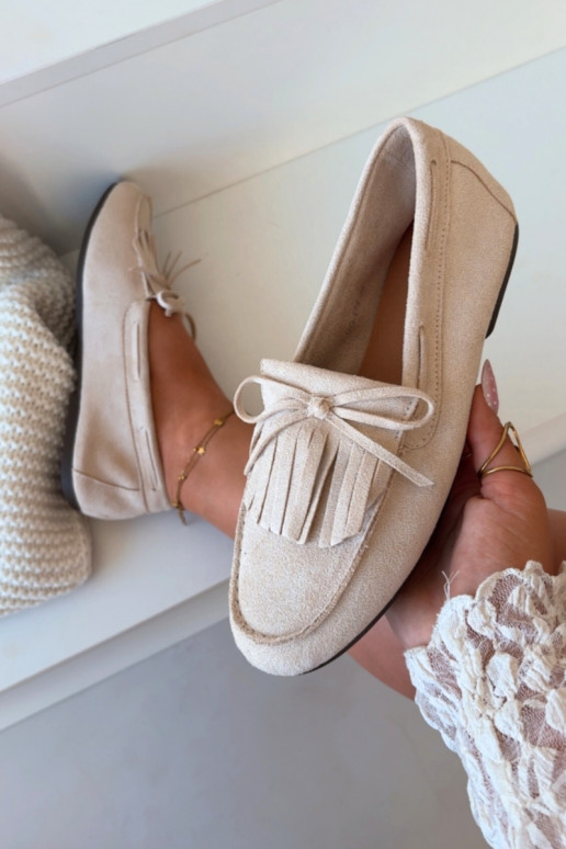 Módne dámske mokasíny s třásňami v farbe slonoviny Janelisse