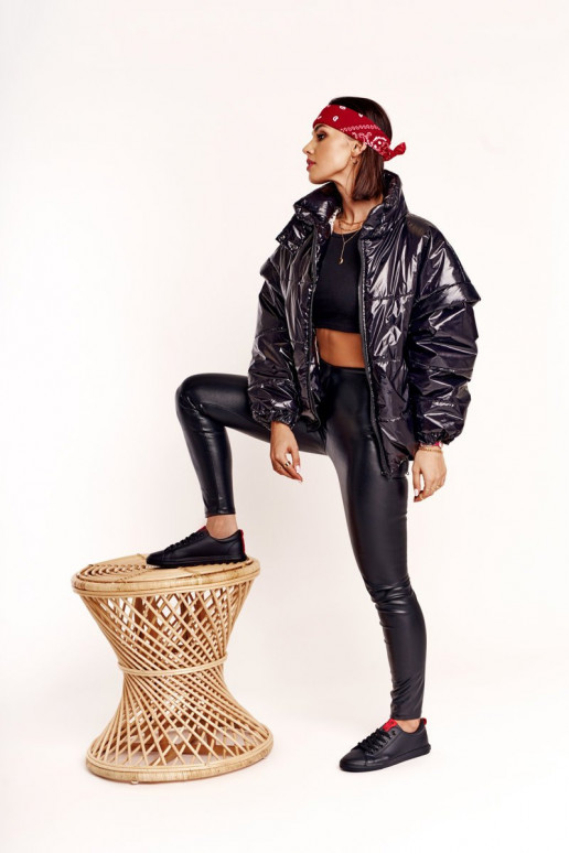 Tenisky z pravej kože s ozdobnými pruhmi BIG STAR DD274687 čierna