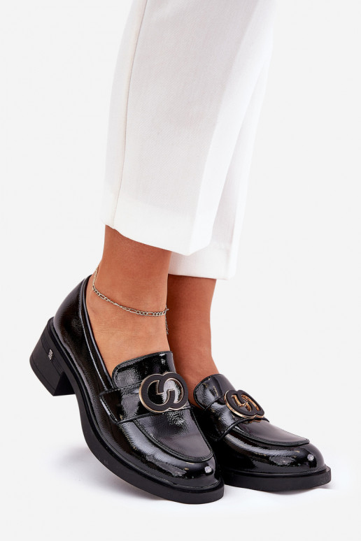 s lakovým efektom Kožené Mokasíny s podpätkami Vinceza 18102 čierna