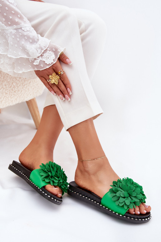 Dámske papuče Ozdobione s kvetinovými motívmiami zelená farba Cellanen