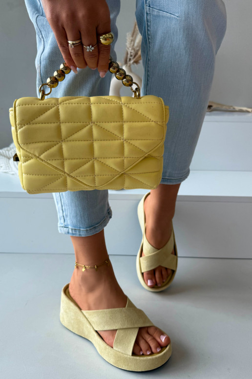 Žlté dámske šľapky na platforme z umelej kože „Calorine"