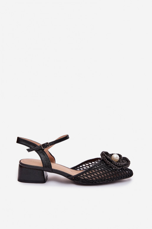 Dámske sandále Zapnuté Klocku S Ornatem Detalem čierna Vionessa