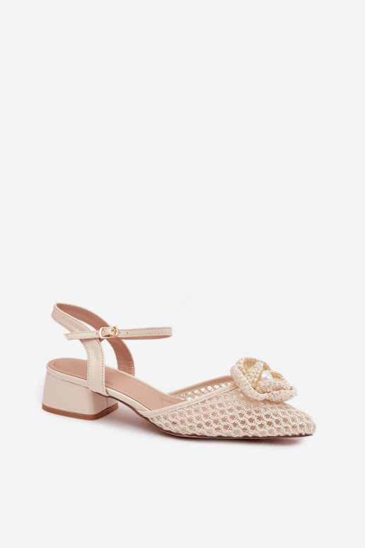 Dámske sandále Zapnuté Klocku S Ornatem Detalem slonovina Vionessa