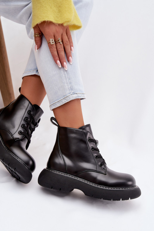 zahriať sa Dámske čižmy s platformou so šnúrkami čierna Harmine