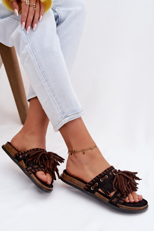 Dámske papuče so strapcami čierna Glorinna