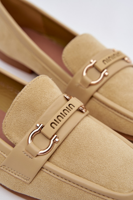 Módne dámske mokasíny s ozdobnými prvkami v žltej farbe Evelora