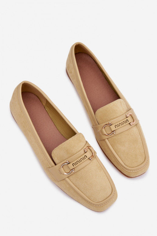 Módne dámske mokasíny s ozdobnými prvkami v žltej farbe Evelora