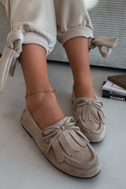 Pieskové Glorina dámske mokasíny so štýlovými detailmi a třásňami