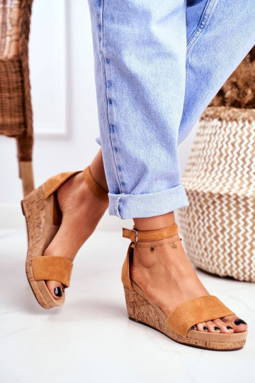 Dámske sandále Zapnuté INedge Hnedá farba MárryMe