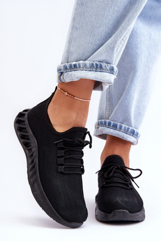 Dámske Trvalý model materiál Tenisky model obuvi čierna Venett