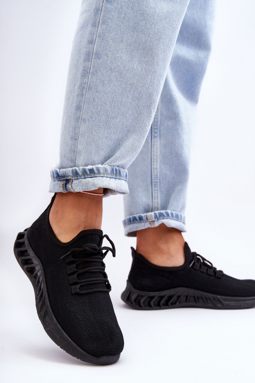 Dámske Trvalý model materiál Tenisky model obuvi čierna Venett