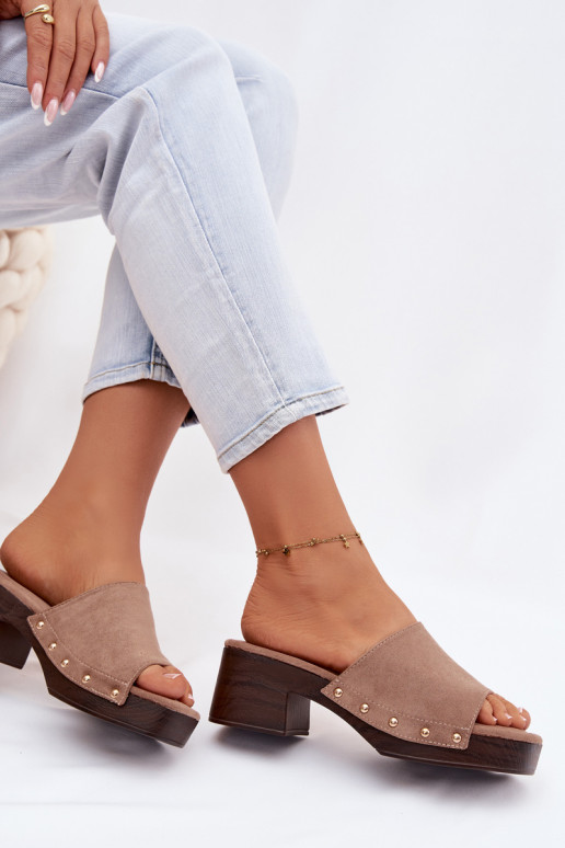 Dámske papuče Zapnuté Klocku Ze zlatej farbymi Svorníky béžová Davessa