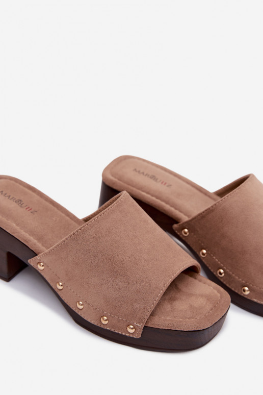 Dámske papuče Zapnuté Klocku Ze zlatej farbymi Svorníky béžová Davessa