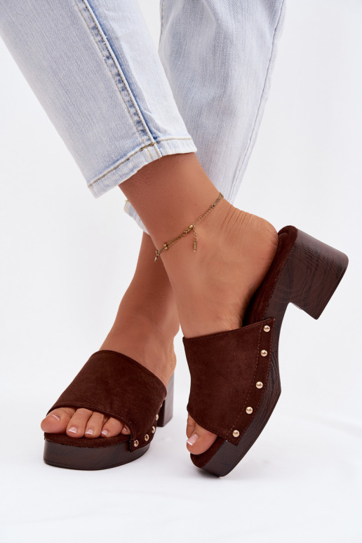 Dámske papuče Zapnuté Klocku Ze zlatej farbymi Svorníky CzekoladoIne Davessa