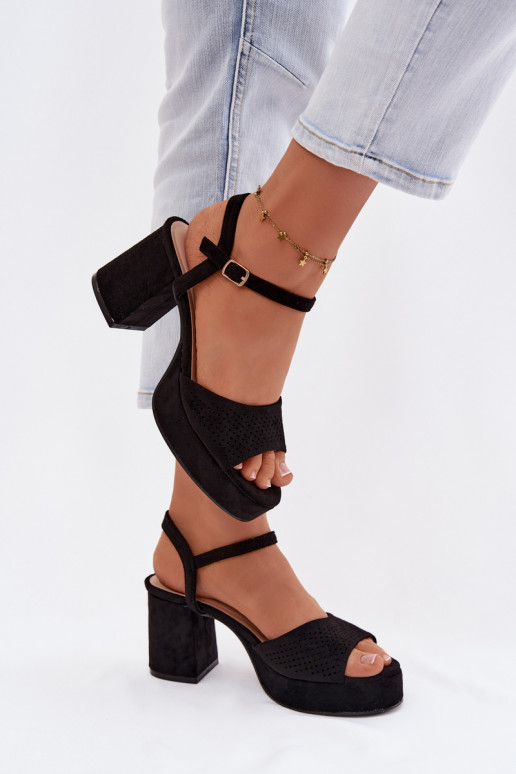 Dámske sandále na vysokom opätkuz eko semišuu čierna Iserelle