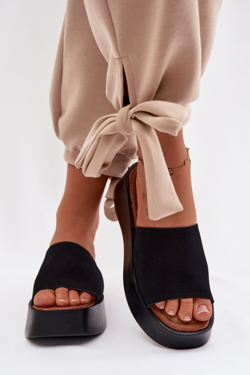 Dámske papuče s platformou čierna Liorisse