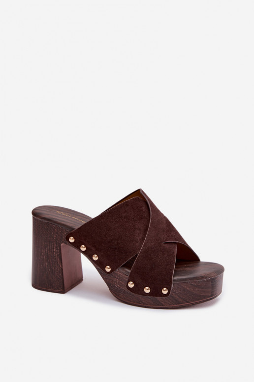 Dámske papuče s podpätkami Ze zlatej farbymi Svorníky CzekoladoIne Nerelle