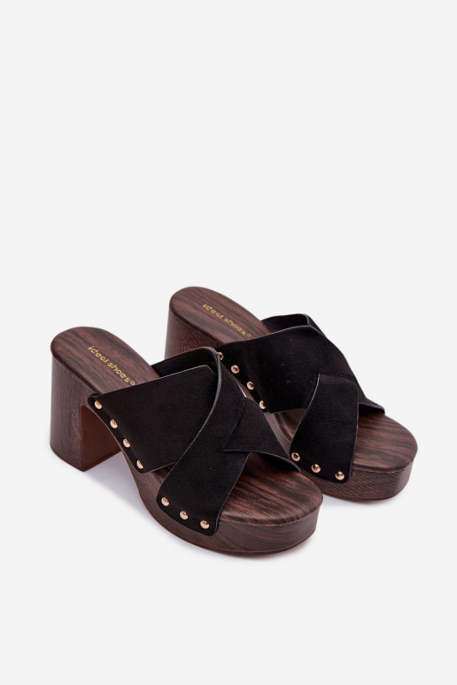 Dámske papuče s podpätkami Ze zlatej farbymi Svorníky čierna Nerelle