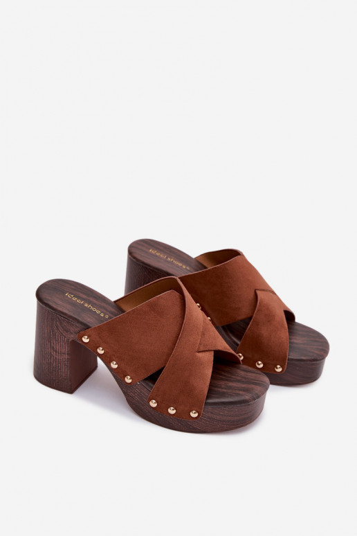 Dámske papuče s podpätkami Ze zlatej farbymi Svorníky Hnedá farba Nerelle