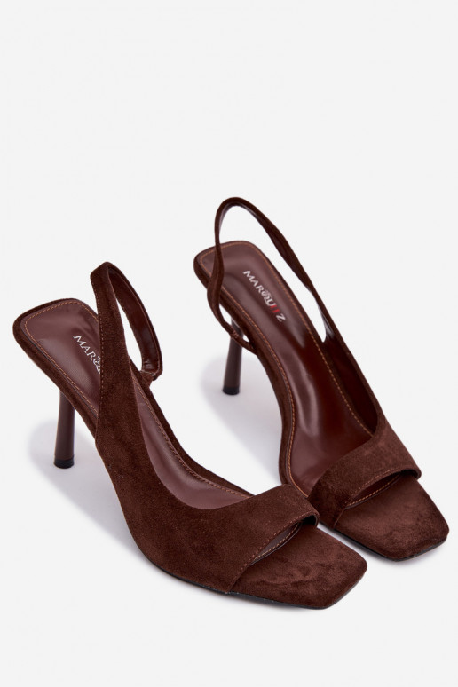 Dámske sandále s tenkými podpätkamiz eko semišuu CzekoladoIne Calvoria