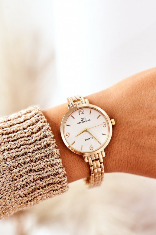 Sledujte Zapnuté Náramok Giorgio&Dario zlatej farby