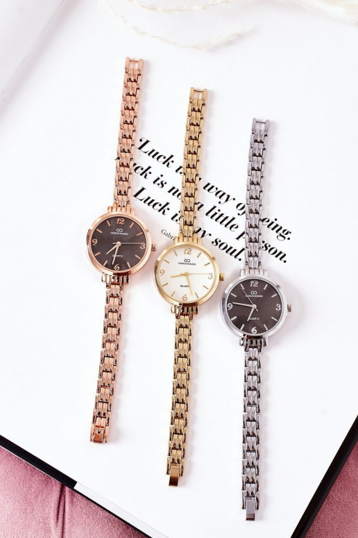 Sledujte Zapnuté Náramok Giorgio&Dario zlatej farby