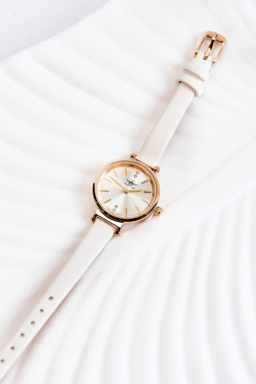 Žena sledovať Michael John zlatej farby so zirkónovými otvormi