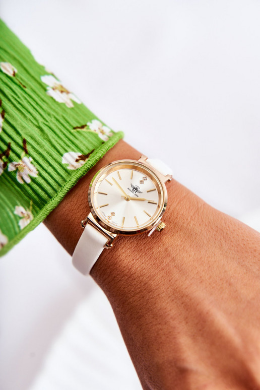 Žena sledovať Michael John zlatej farby so zirkónovými otvormi