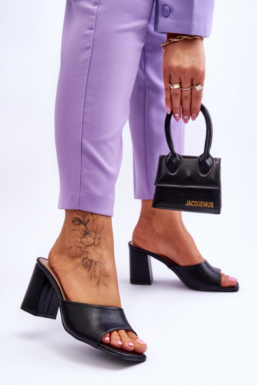 Dámske Kožené Klasický model Papuče čierna Loara