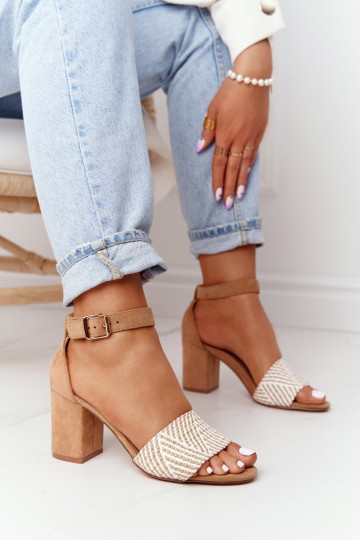 sandále S vrkočom s podpätkami svetlo hnedá Honeymoon