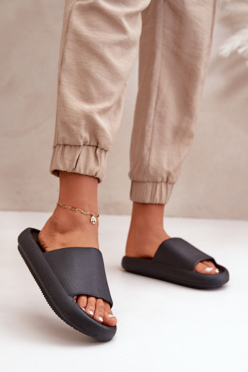 Dámske Ľahké penové šľapky Zapnuté hrubej podrážke čierna Querceria