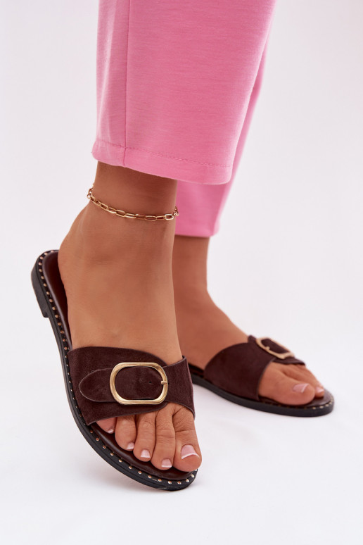 Dámske šľapky s širokými podpätkami a zlatými sponami čokoládové Selivelle