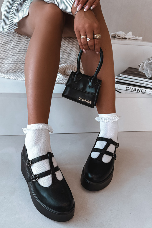 Dámske čierne topánky na platforme s pásikmi Jesivelle