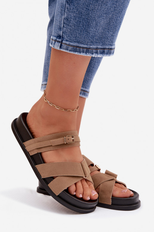 Dámske papuče S pruhmi I Złotą s prackami béžová Selorina