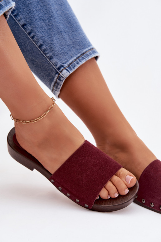 Dámske papuče s nitmi so širokými podpätkami bordová Amelvessa