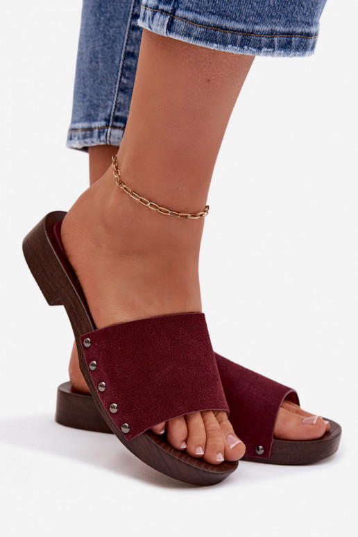 Dámske papuče s nitmi so širokými podpätkami bordová Amelvessa