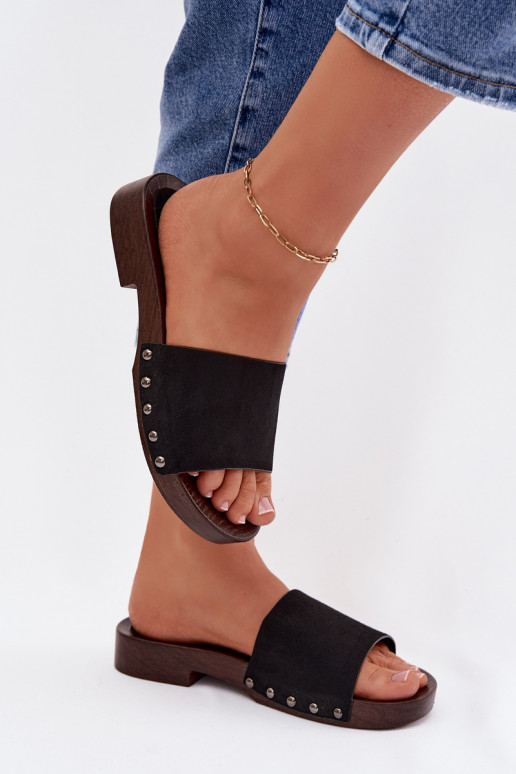 Dámske papuče s nitmi so širokými podpätkami čierna Amelvessa