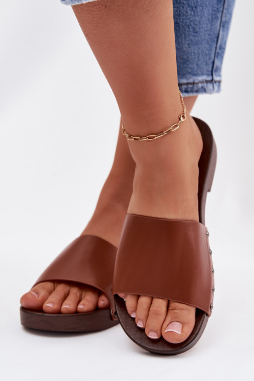 Dámske papuče s nitmi so širokými podpätkami Hnedá farba Brinalle