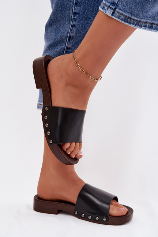 Dámske papuče s nitmi so širokými podpätkami čierna Brinalle