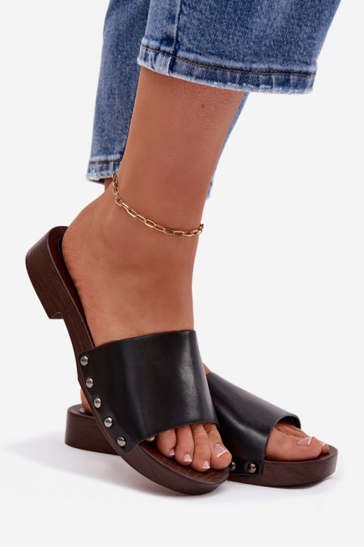 Dámske papuče s nitmi so širokými podpätkami čierna Brinalle