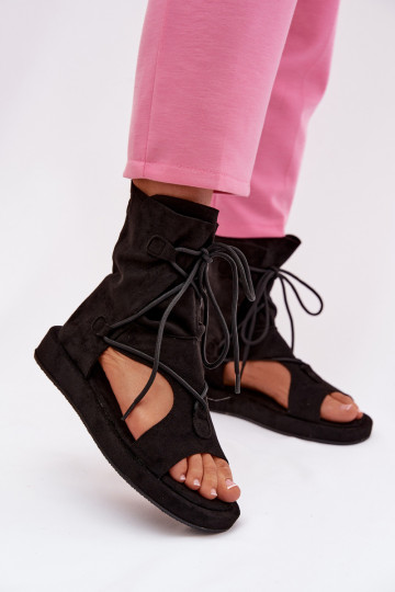 Dámske sandále z eko semišuoIne s čižmami I INiązaniem čierna Ferlisse 2