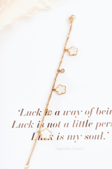 Náramok s reťazou s kvetmi zlato-biely