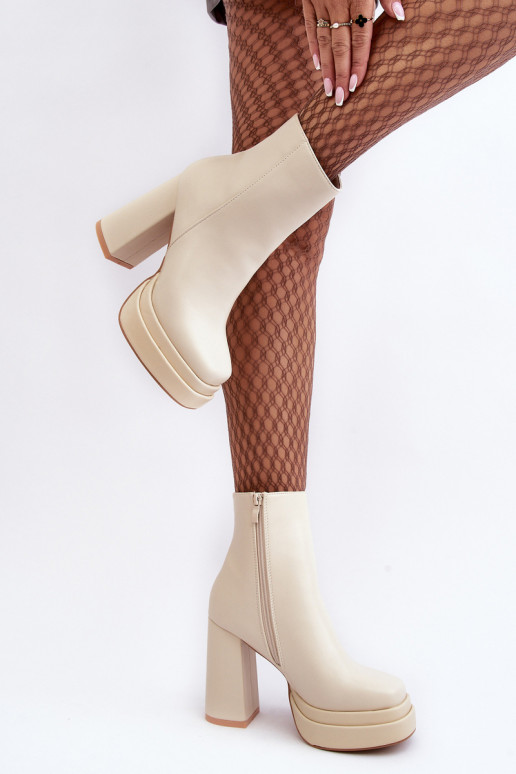 Dámske Čižmy Zapnuté Vysokom Poste a platforma slonovina Sandstra