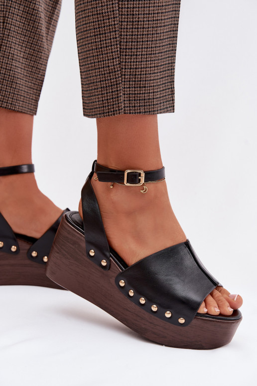 Dámske sandále Zapnuté INedge Ze zlatej farbymi Svorníky čierna Galorina