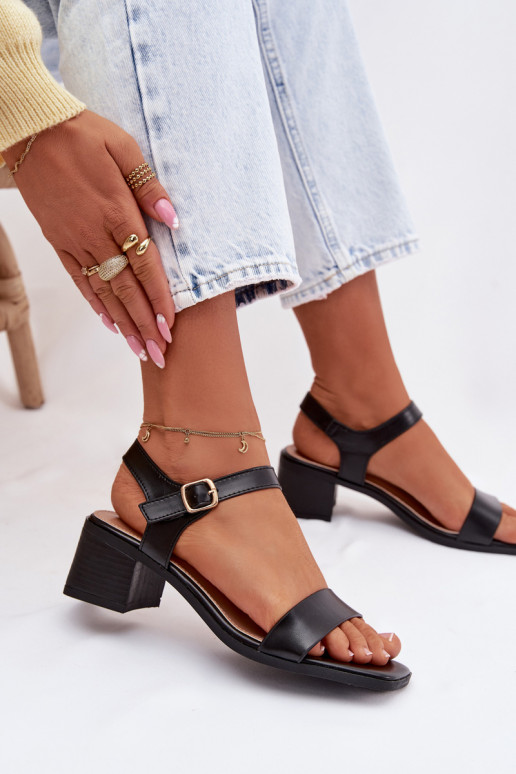 Dámske sandále Eko Kožené Zapnuté Klocku čierna Sabela