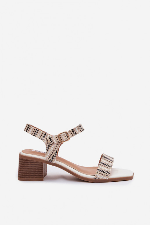 Dámske sandále Zapnuté Klocku biela farba Sabela