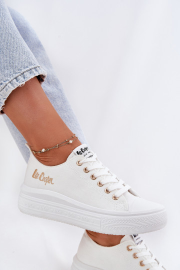 Bežná obuv s platformou Lee Cooper LCIN-24-44-2462L biela farba