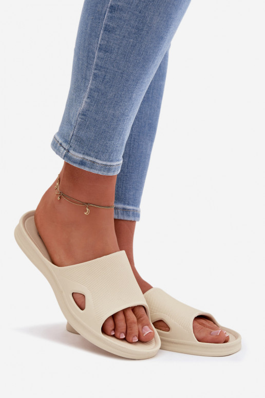 Klasický model Dámske papuče béžová Juniria